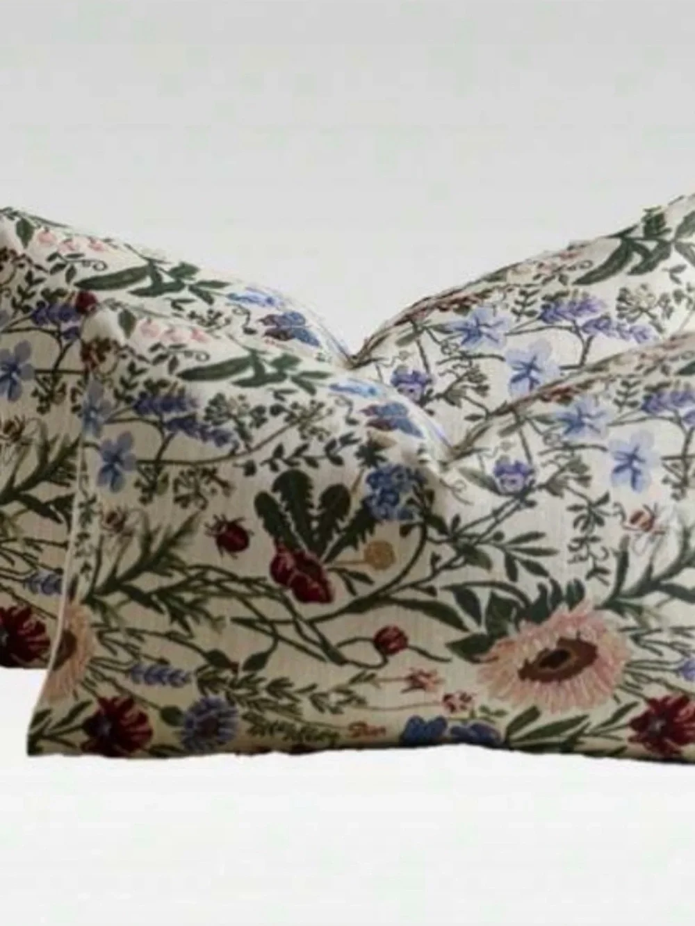 WIWO Home Textiles Pink Daisy Floral Pillow Covers | 12x20 | Set of 2